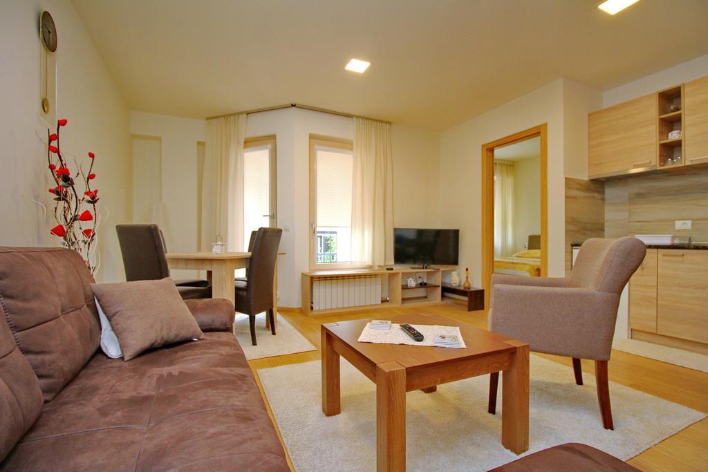 Lux Apartment Lazarevic Zlatibor Extérieur photo